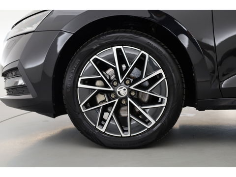 Škoda Octavia Combi 1.5 e-TSI Sport Business | Adapt. Cruise | Pano | CarPlay | Massage | Keyless | Trekhaak 1500 kg  | 4 Seasons
