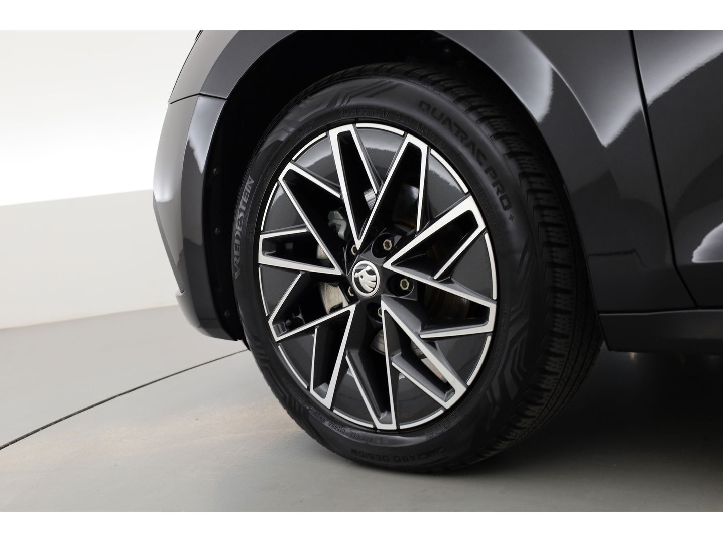 Škoda Octavia Combi 1.5 e-TSI Sport Business | Adapt. Cruise | Pano | CarPlay | Massage | Keyless | Trekhaak 1500 kg  | 4 Seasons