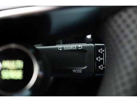 Renault 5 comfort Range Iconic Cinq 52 kWh | Navi | Adapt. Cruise | H&K | CarPlay | Stoel-Stuurverw.