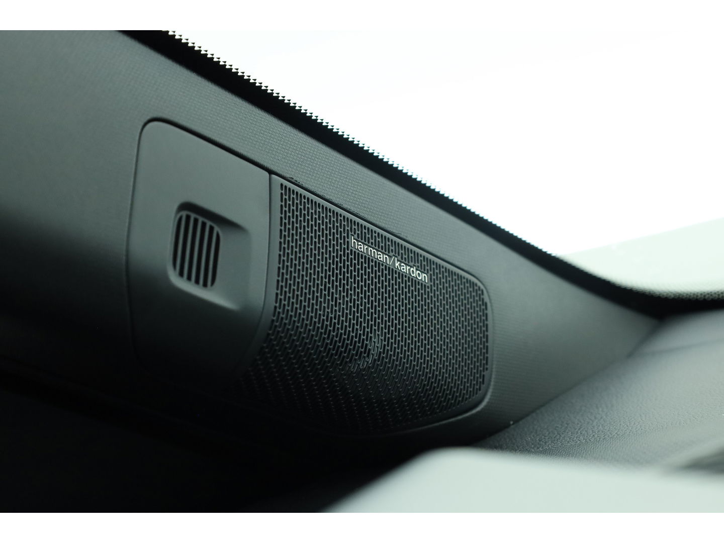 Renault 5 comfort Range Iconic Cinq 52 kWh | Navi | Adapt. Cruise | H&K | CarPlay | Stoel-Stuurverw.