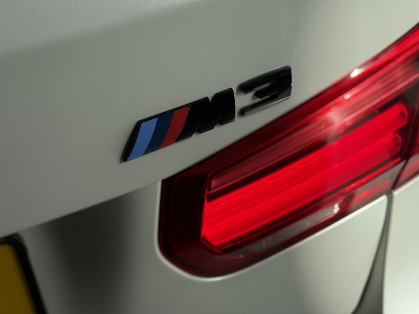 BMW 3 Serie M3 Competition DCTA 451PK M-Performance / Carbon / LED