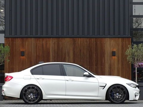 BMW 3 Serie M3 Competition DCTA 451PK M-Performance / Carbon / LED
