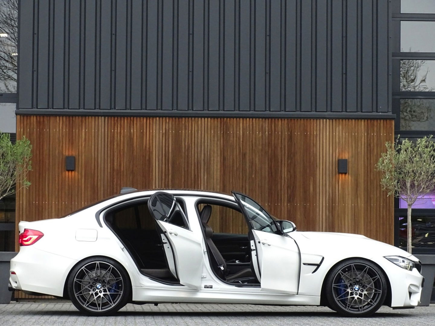 BMW 3 Serie M3 Competition DCTA 451PK M-Performance / Carbon / LED