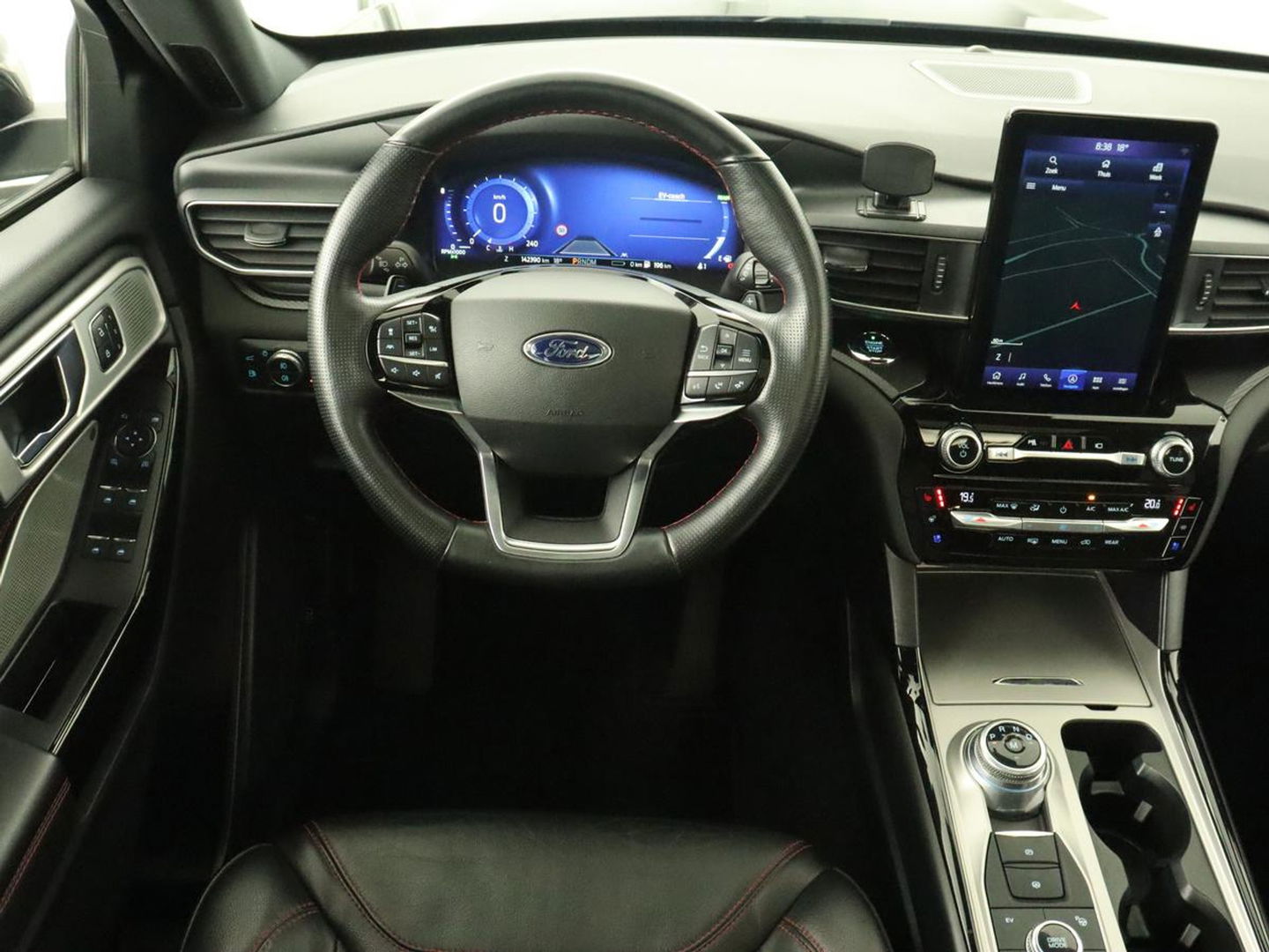 Ford Explorer Ford Explorer 3.0 V6 EcoBoost PHEV ST-Line 7-persoons | Panoramadak | Stoelventilatie | Leder | Trekhaak | Adaptive cruise | 360 Camera | Carplay | B&O Sound | Navigatie | Keyless