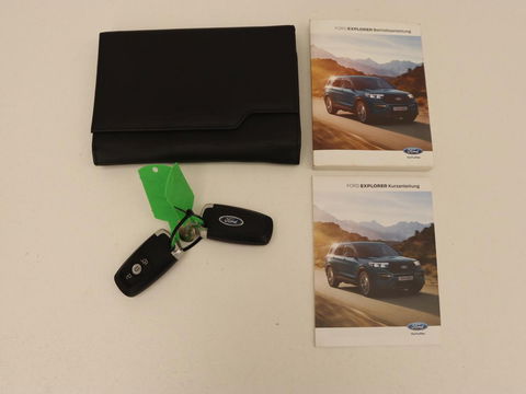 Ford Explorer Ford Explorer 3.0 V6 EcoBoost PHEV ST-Line 7-persoons | Panoramadak | Stoelventilatie | Leder | Trekhaak | Adaptive cruise | 360 Camera | Carplay | B&O Sound | Navigatie | Keyless