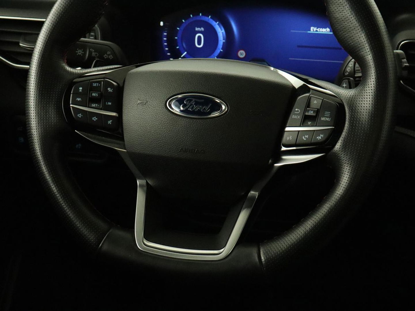 Ford Explorer Ford Explorer 3.0 V6 EcoBoost PHEV ST-Line 7-persoons | Panoramadak | Stoelventilatie | Leder | Trekhaak | Adaptive cruise | 360 Camera | Carplay | B&O Sound | Navigatie | Keyless