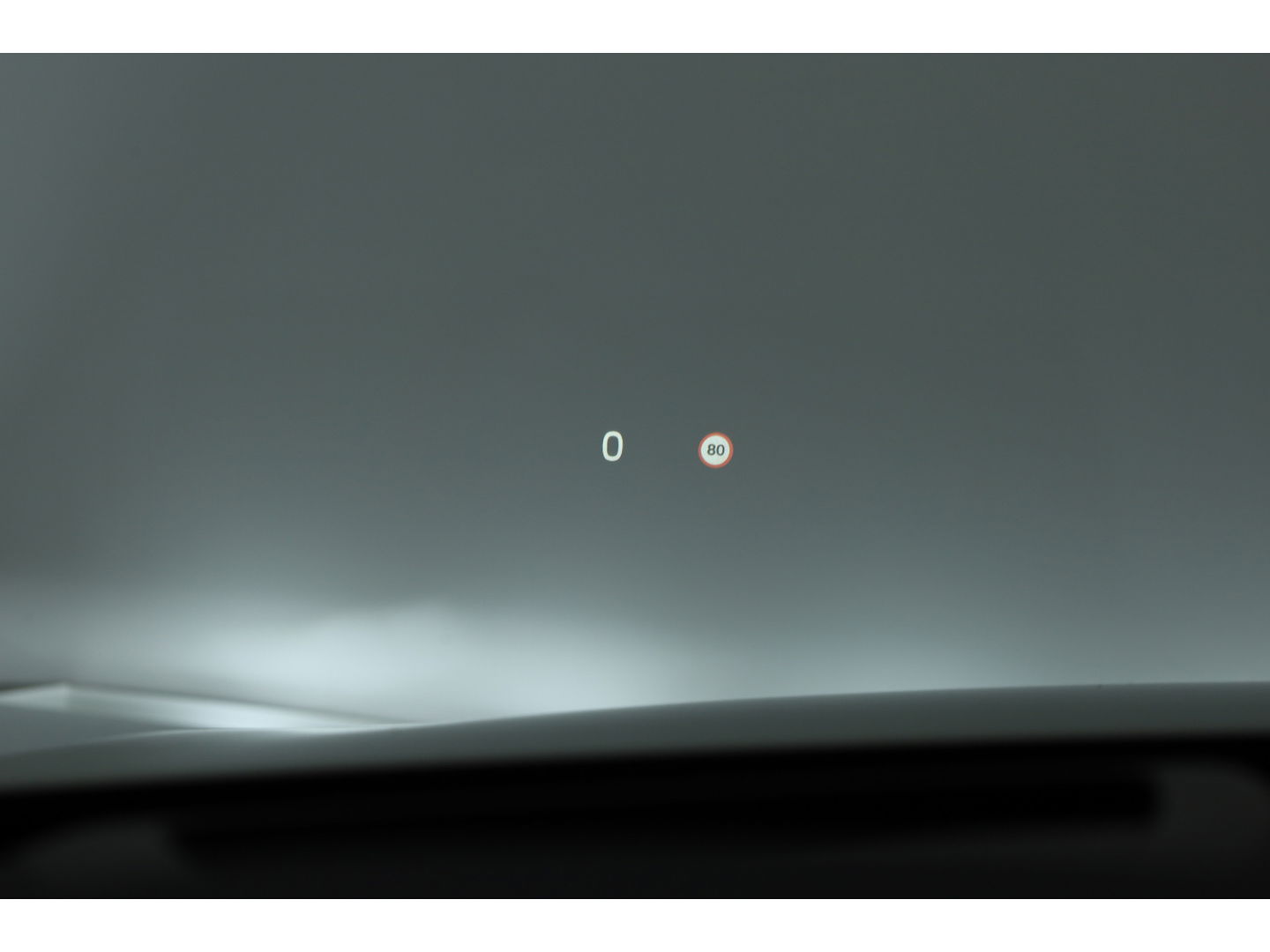 Volvo V60 2.0 T6 Plug-in hybrid AWD Plus Dark | Head-up | 360 camera | H&K Audio | Stoel + stuurverwarming |