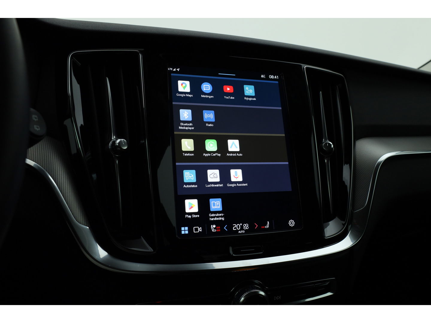 Volvo V60 2.0 T6 Plug-in hybrid AWD Plus Dark | Head-up | 360 camera | H&K Audio | Stoel + stuurverwarming |