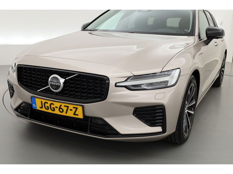 Volvo V60 2.0 T6 Plug-in hybrid AWD Plus Dark | Head-up | 360 camera | H&K Audio | Stoel + stuurverwarming |