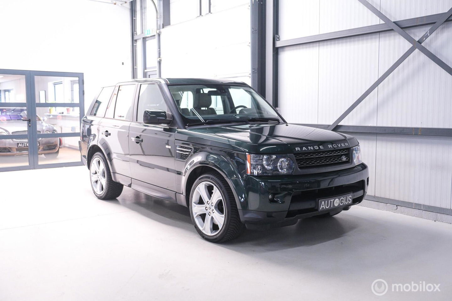 Land Rover Range Rover Sport 3.0 TdV6 S | Youngtimer | Facelift | trekhaak | Lage fiscale waarde | Galway Green | ZF automaat