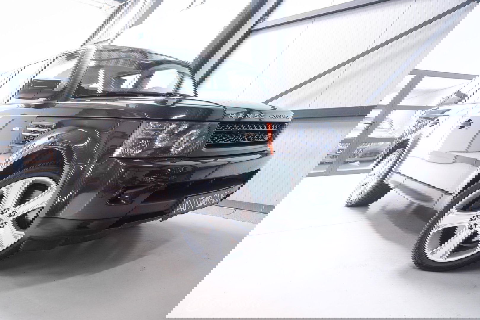 Land Rover Range Rover Sport 3.0 TdV6 S | Youngtimer | Facelift | trekhaak | Lage fiscale waarde | Galway Green | ZF automaat