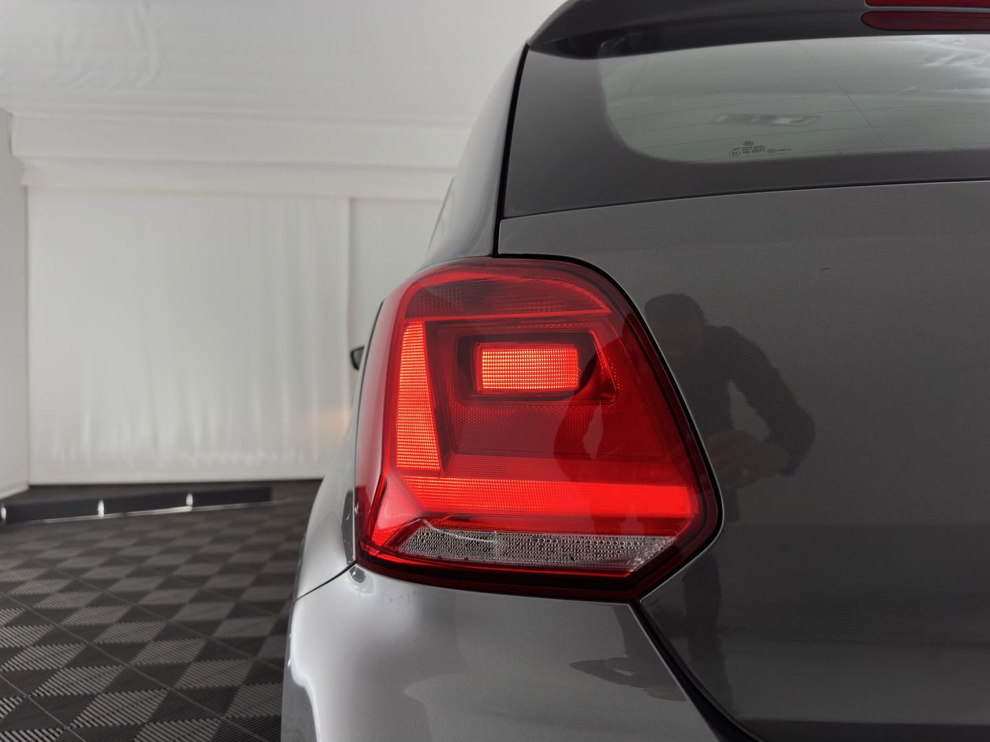 Volkswagen Polo 1.4 TDI Comfortline Aut. *NAVI-FULLMAP | AIRCO | CRUISE | HEATED-COMFORTSEATS*