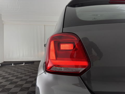 Volkswagen Polo 1.4 TDI Comfortline Aut. *NAVI-FULLMAP | AIRCO | CRUISE | HEATED-COMFORTSEATS*