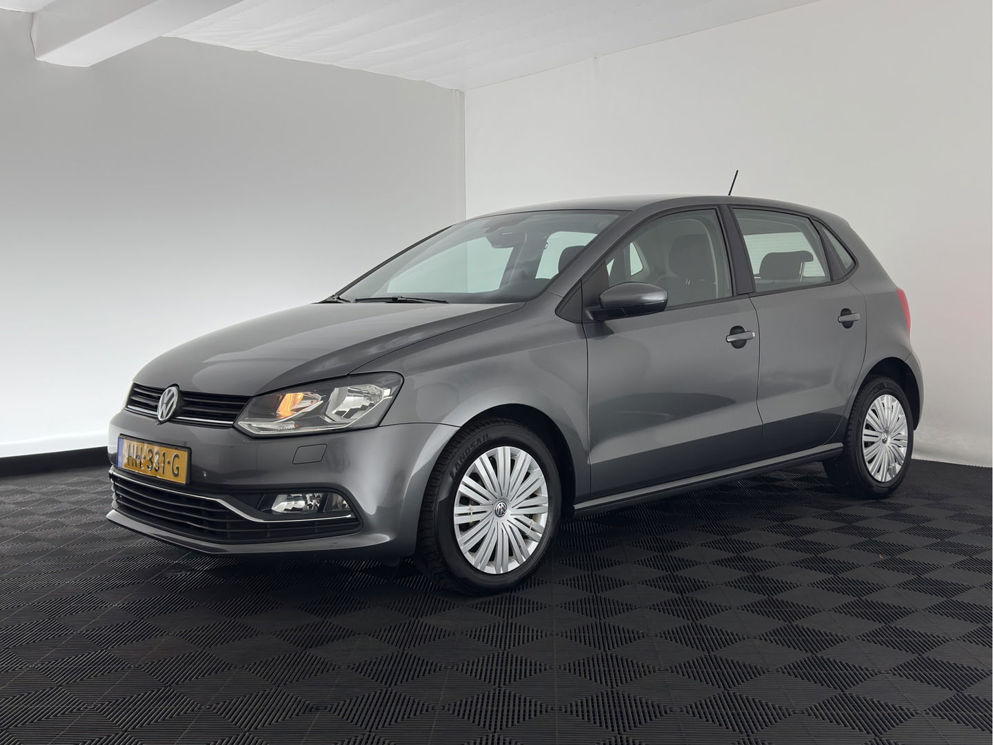 Volkswagen Polo 1.4 TDI Comfortline Aut. *NAVI-FULLMAP | AIRCO | CRUISE | HEATED-COMFORTSEATS*