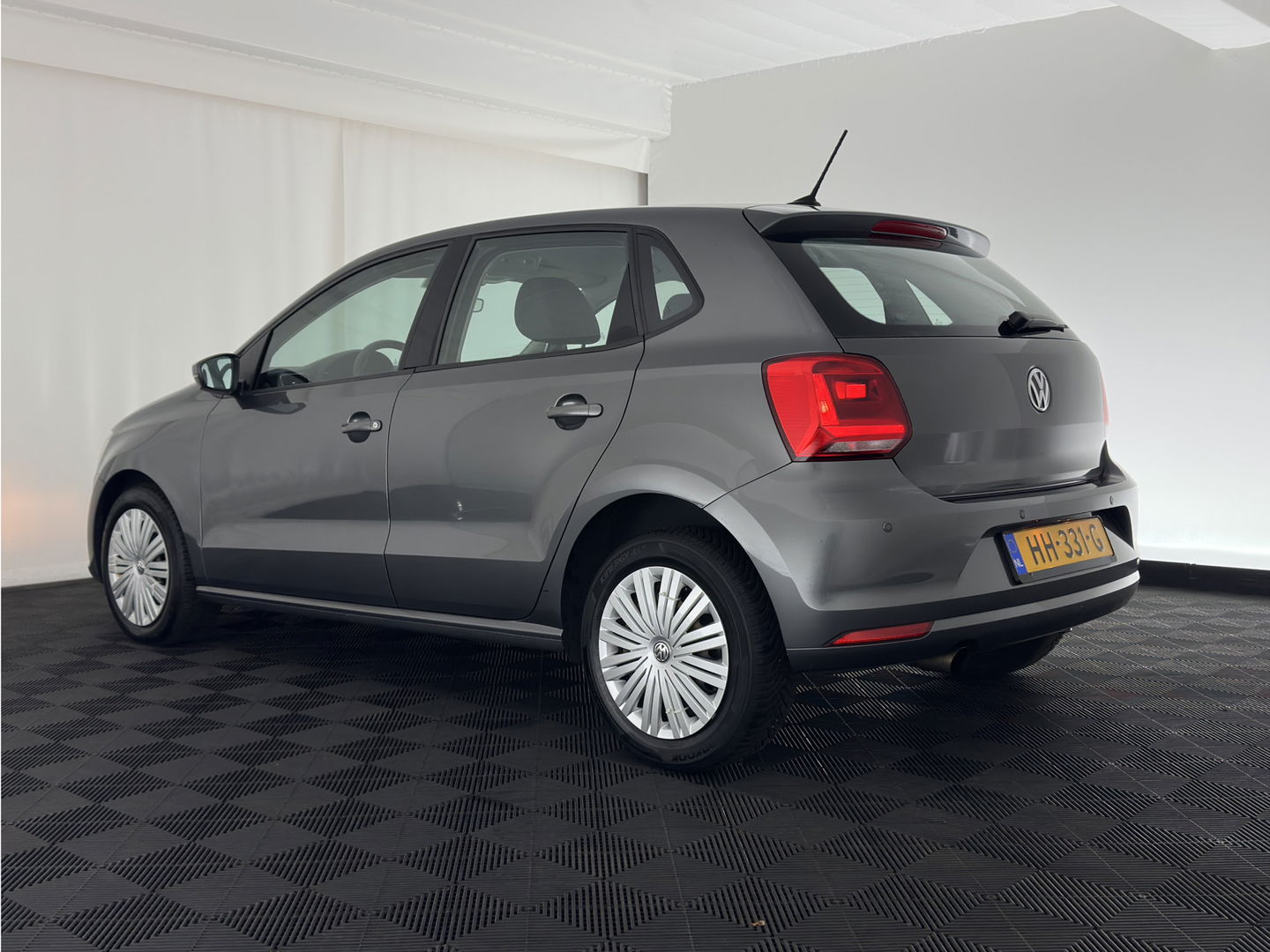 Volkswagen Polo 1.4 TDI Comfortline Aut. *NAVI-FULLMAP | AIRCO | CRUISE | HEATED-COMFORTSEATS*