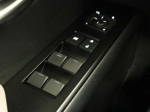 Lexus UX 250h AWD | Carplay | Adaptive cruise | Alcantara | Camera | Full LED | Navigatie | Bluetooth | Digital Cockpit