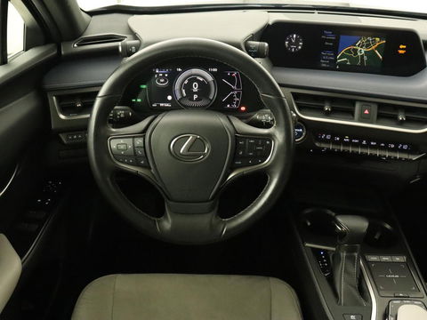 Lexus UX 250h AWD | Carplay | Adaptive cruise | Alcantara | Camera | Full LED | Navigatie | Bluetooth | Digital Cockpit