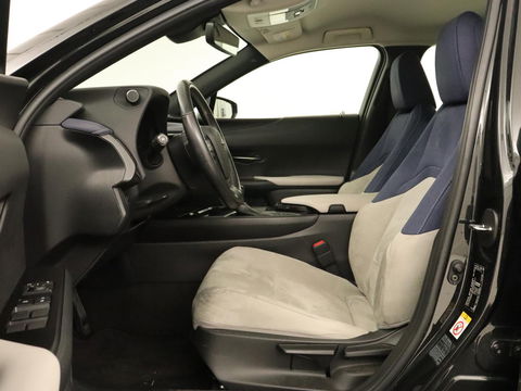 Lexus UX 250h AWD | Carplay | Adaptive cruise | Alcantara | Camera | Full LED | Navigatie | Bluetooth | Digital Cockpit