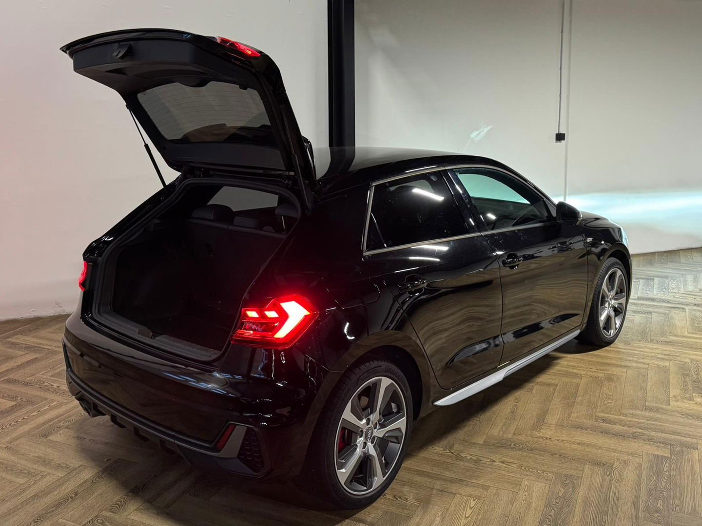 Audi A1 Sportback 40 TFSI S-Line KEYLESS PDC