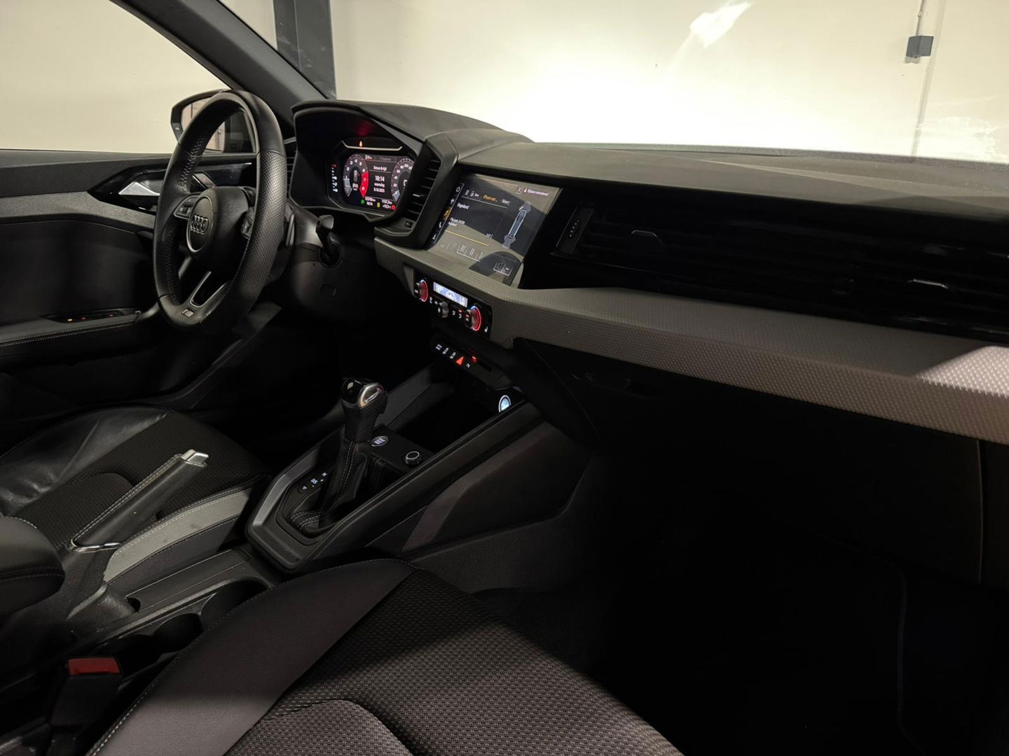 Audi A1 Sportback 40 TFSI S-Line KEYLESS PDC
