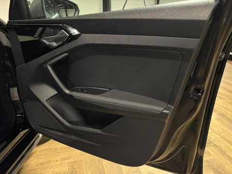 Audi A1 Sportback 40 TFSI S-Line KEYLESS PDC