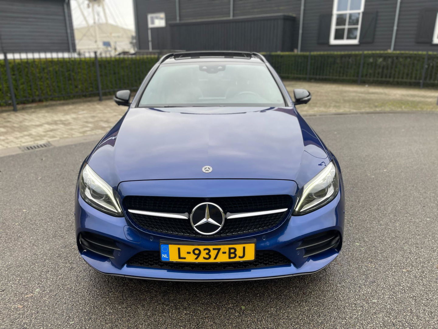 Mercedes-Benz C-Klasse Estate 300 e Hybride AMG NIGHT-PAKKET PANORAMADAK 360" CAMERA TREKHAAK