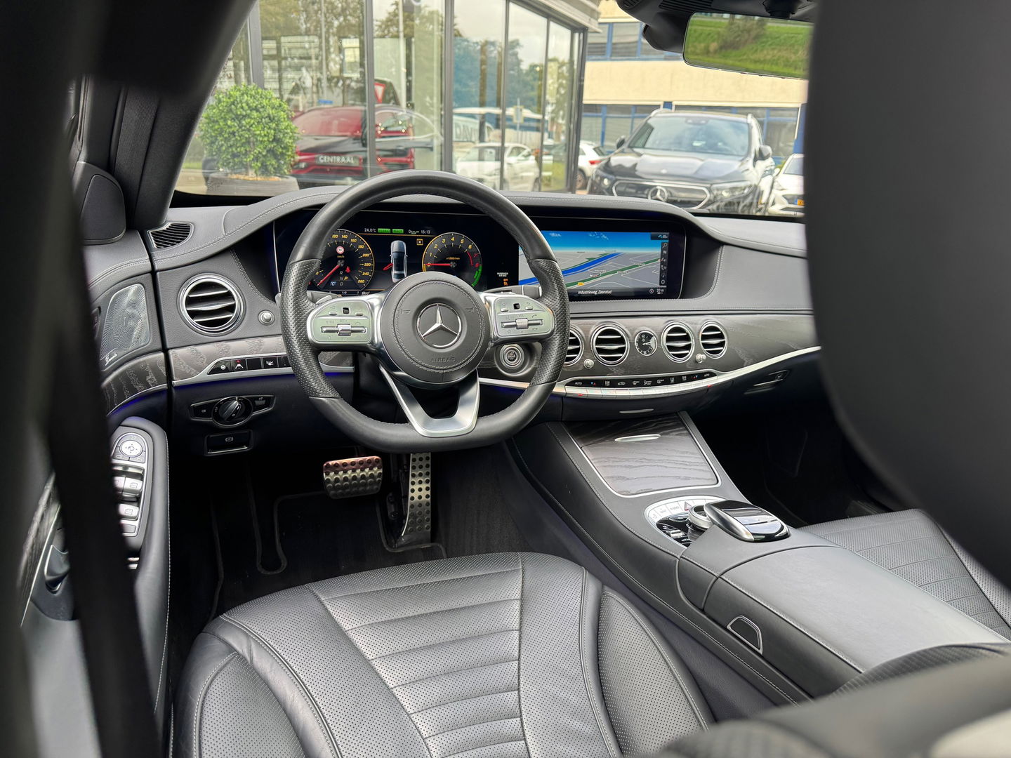 Mercedes-Benz S-Klasse 560 e Lang AMG 476PK|Pano|Burmester|Massage|Head-Up|Memory|360Camera|Leder