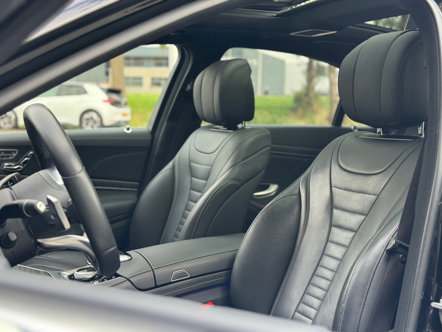 Mercedes-Benz S-Klasse 560 e Lang AMG 476PK|Pano|Burmester|Massage|Head-Up|Memory|360Camera|Leder