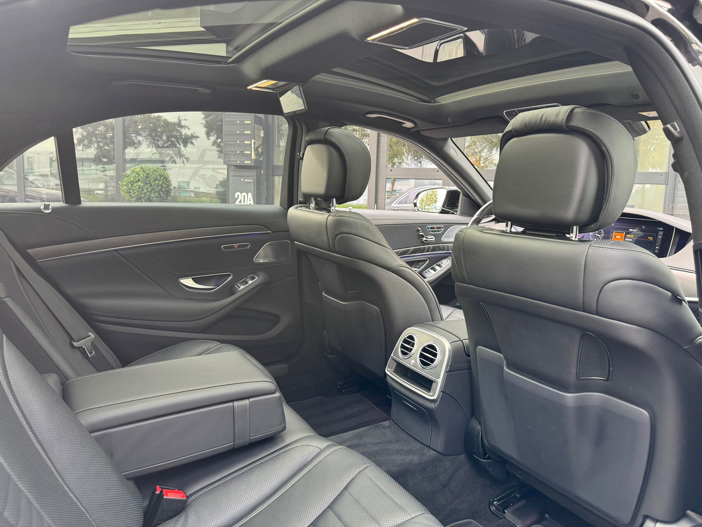 Mercedes-Benz S-Klasse 560 e Lang AMG 476PK|Pano|Burmester|Massage|Head-Up|Memory|360Camera|Leder