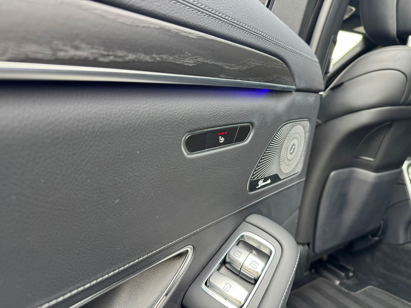 Mercedes-Benz S-Klasse 560 e Lang AMG 476PK|Pano|Burmester|Massage|Head-Up|Memory|360Camera|Leder
