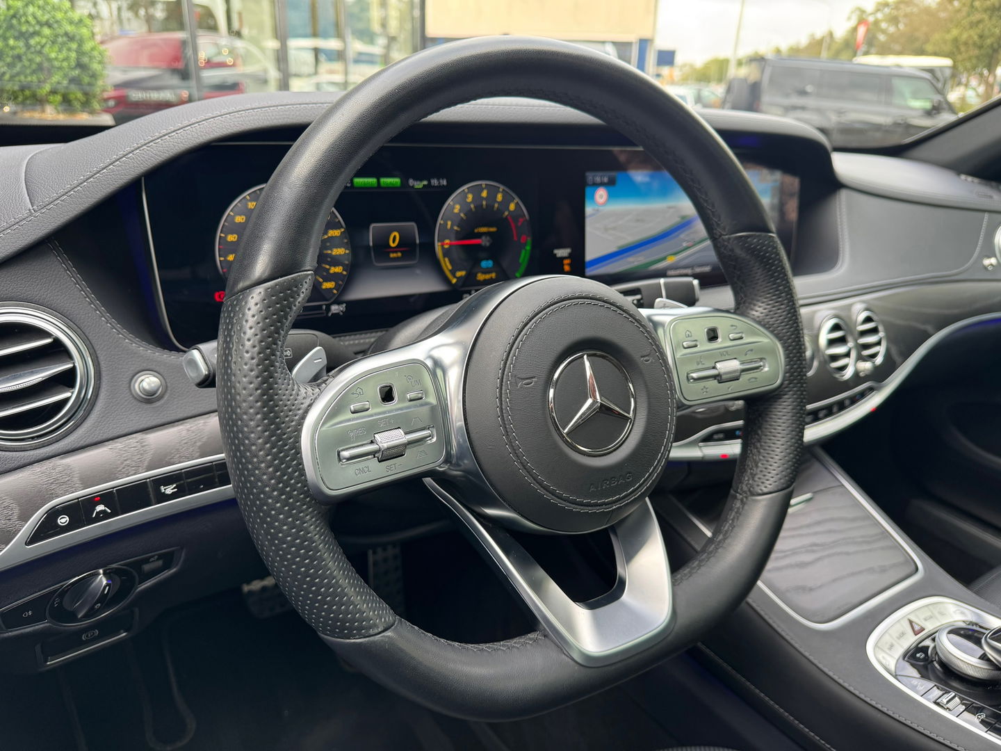 Mercedes-Benz S-Klasse 560 e Lang AMG 476PK|Pano|Burmester|Massage|Head-Up|Memory|360Camera|Leder