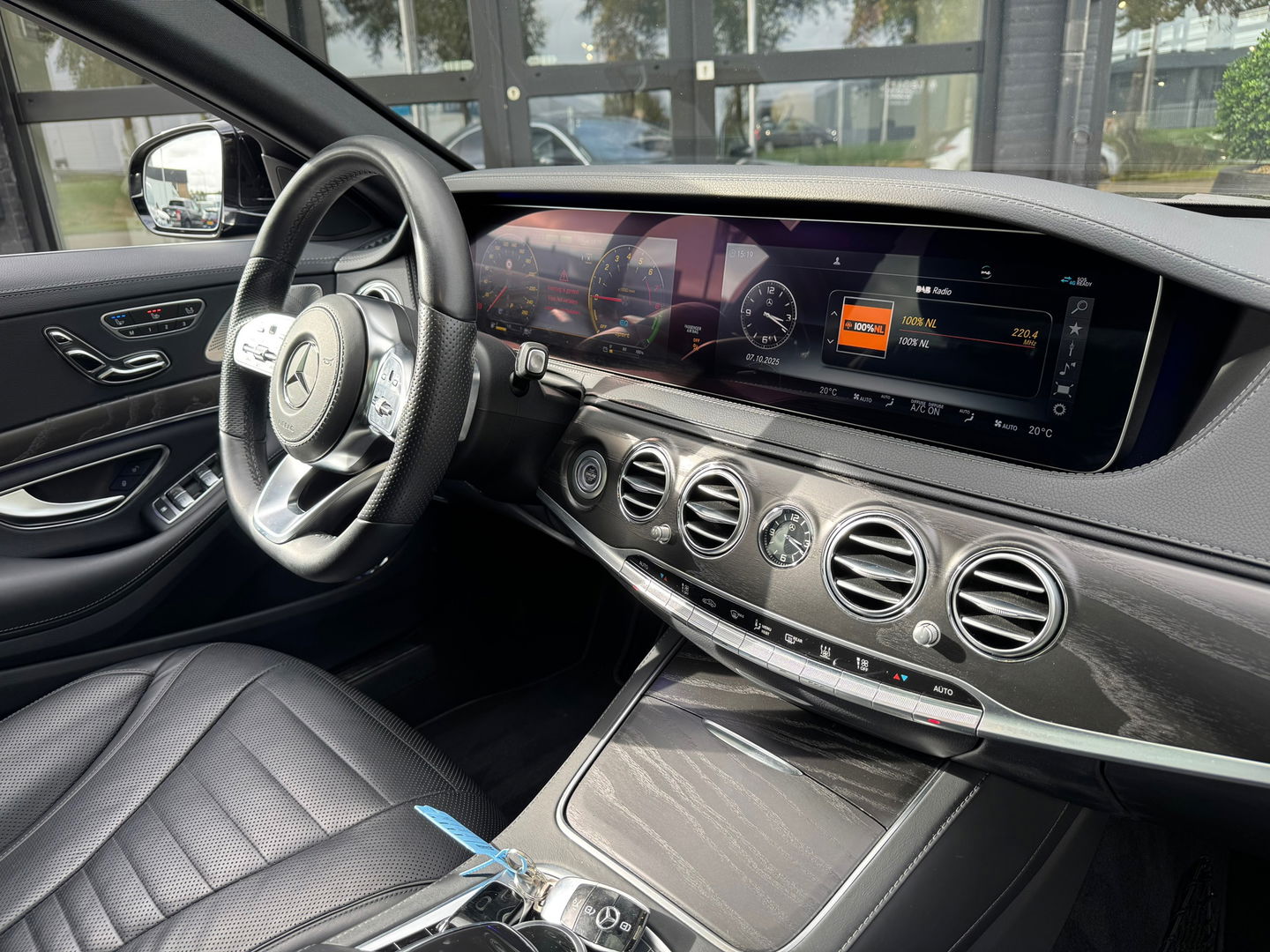 Mercedes-Benz S-Klasse 560 e Lang AMG 476PK|Pano|Burmester|Massage|Head-Up|Memory|360Camera|Leder