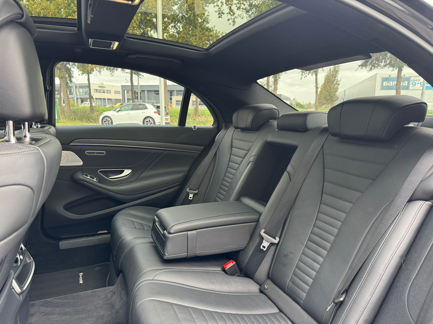 Mercedes-Benz S-Klasse 560 e Lang AMG 476PK|Pano|Burmester|Massage|Head-Up|Memory|360Camera|Leder