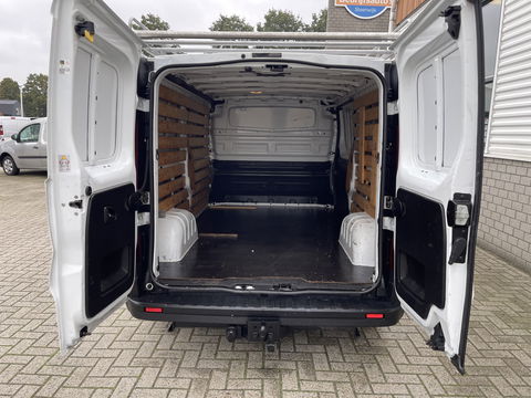 Opel Vivaro 1.6 CDTI 120pk L2H1 Edition / vaste prijs rijklaar € 11.950 ex btw / euro 6 diesel / lease vanaf € 201 / airco / cruise / navigatie / trekhaak / imperial !