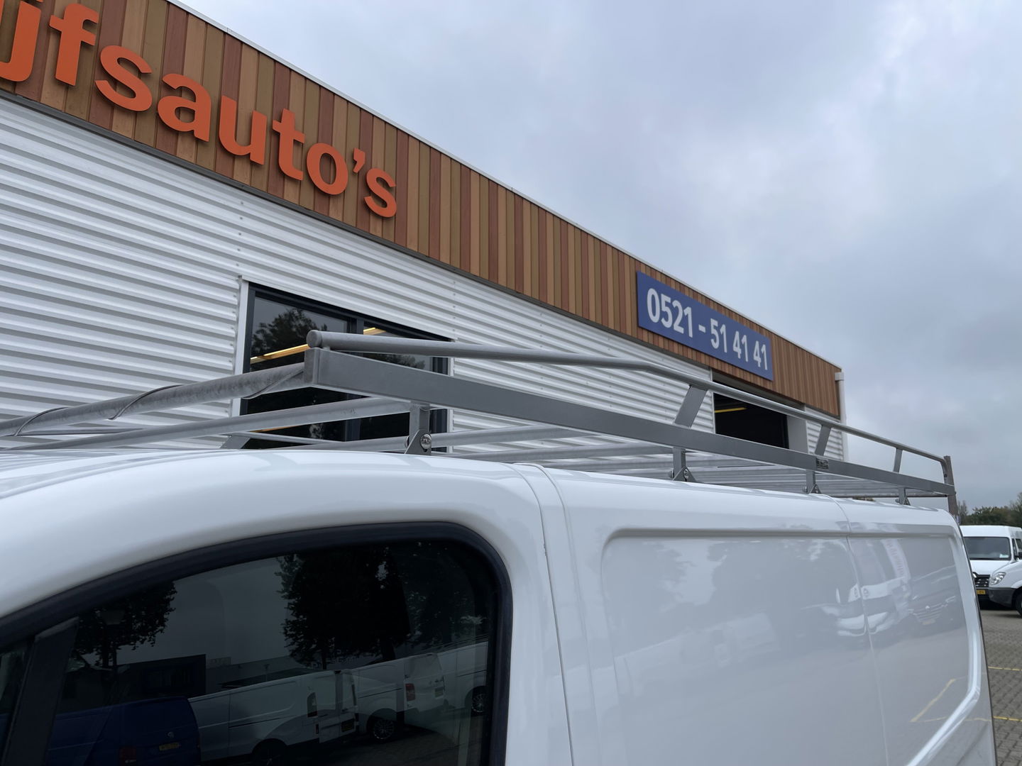 Opel Vivaro 1.6 CDTI 120pk L2H1 Edition / vaste prijs rijklaar € 11.950 ex btw / euro 6 diesel / lease vanaf € 201 / airco / cruise / navigatie / trekhaak / imperial !