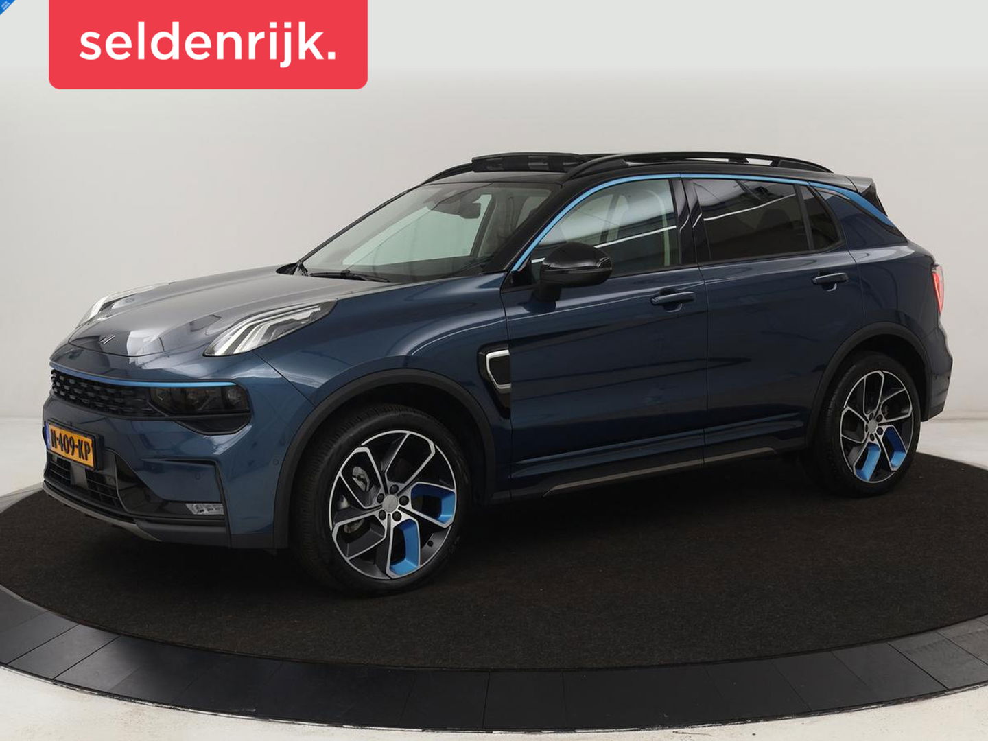 Lynk & Co 01 1.5 Plug In | Panoramadak | Infinity by Harman | Camera | Adaptive cruise | Stoelverwarming | Carplay | Memory | Full LED | PHEV
