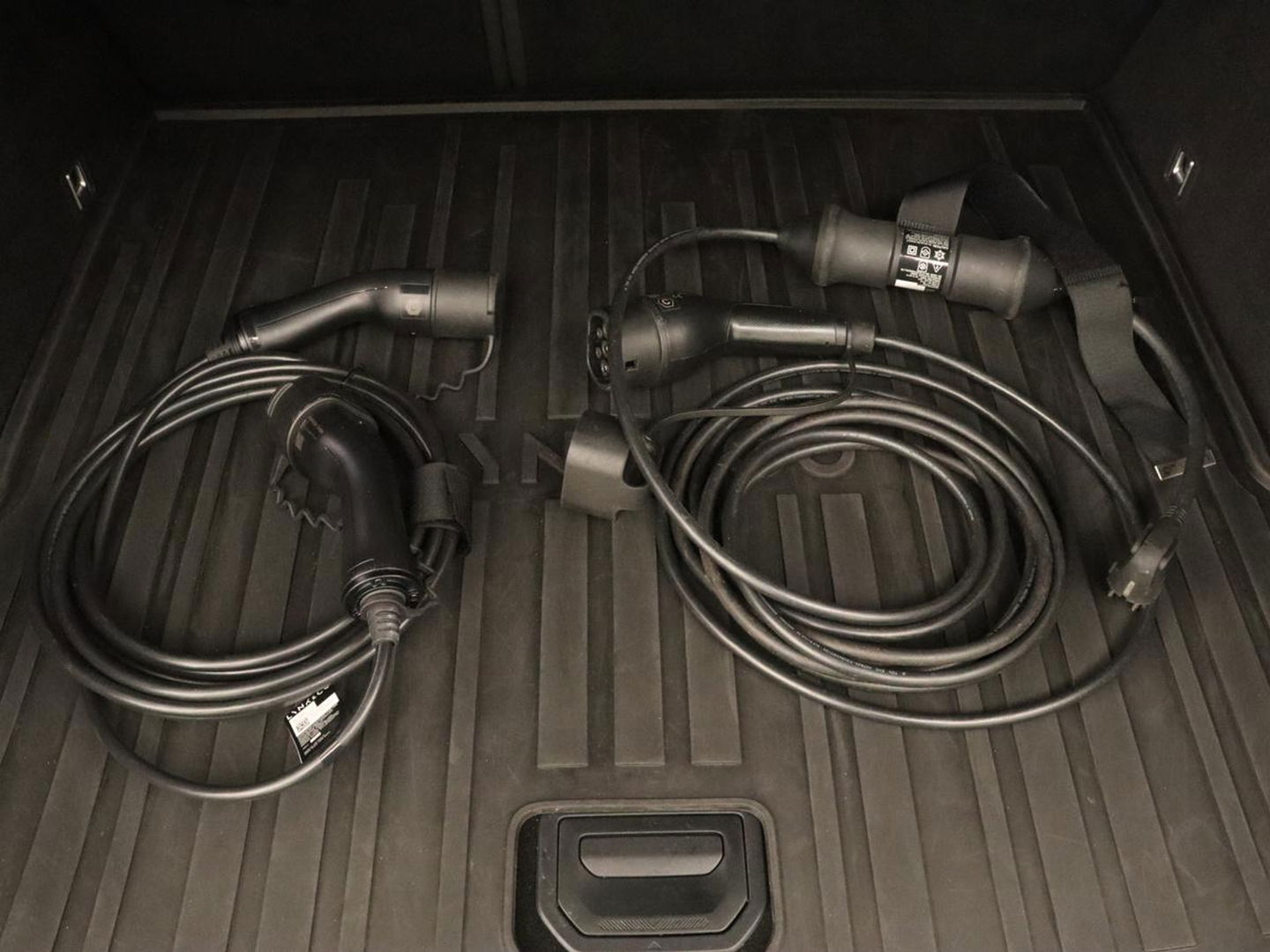 Lynk & Co 01 1.5 Plug In | Panoramadak | Infinity by Harman | Camera | Adaptive cruise | Stoelverwarming | Carplay | Memory | Full LED | PHEV