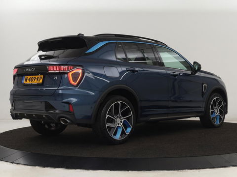 Lynk & Co 01 1.5 Plug In | Panoramadak | Infinity by Harman | Camera | Adaptive cruise | Stoelverwarming | Carplay | Memory | Full LED | PHEV