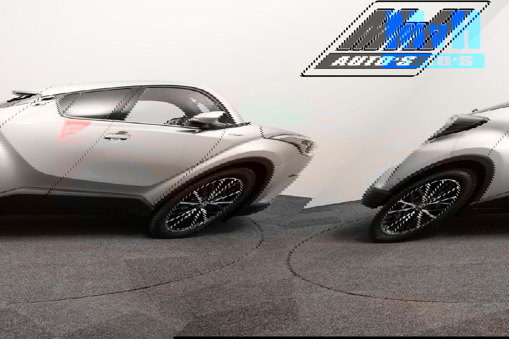Toyota C-HR 1.8 Hybrid Executive|LEER|STOELVERW|PDC|CAMERA|NAP