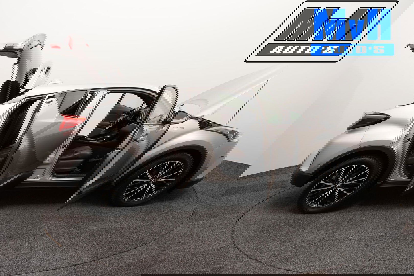 Toyota C-HR 1.8 Hybrid Executive|LEER|STOELVERW|PDC|CAMERA|NAP