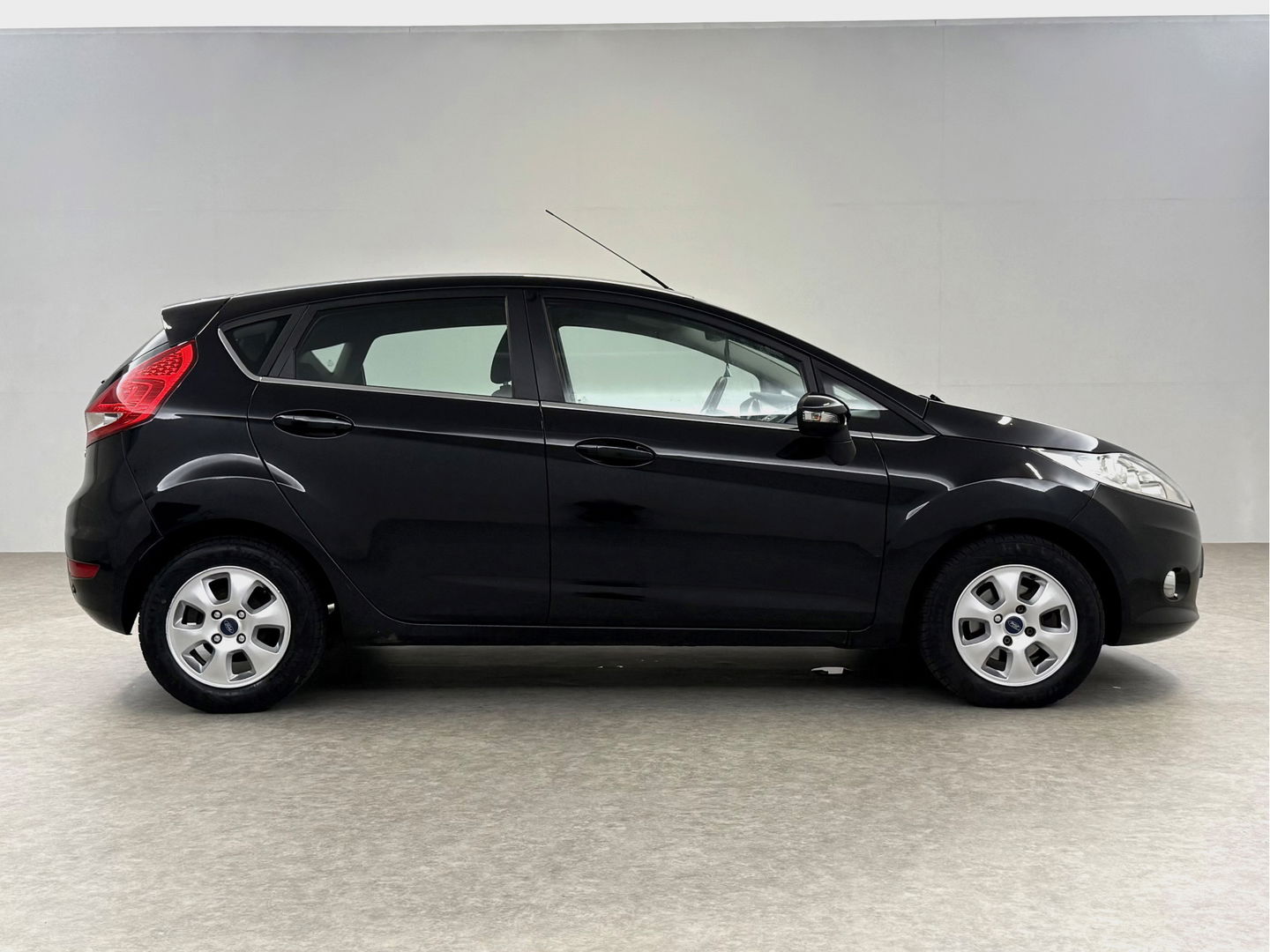 Ford Fiesta 1.6 TDCi ECOnetic Titanium | Clima | Cruise | Parkeersens. | NAP