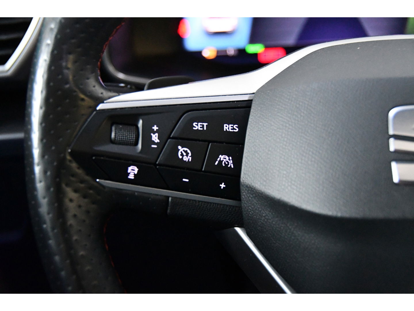 SEAT Leon 1.4 TSI eHybrid PHEV Pano FR Business Intense