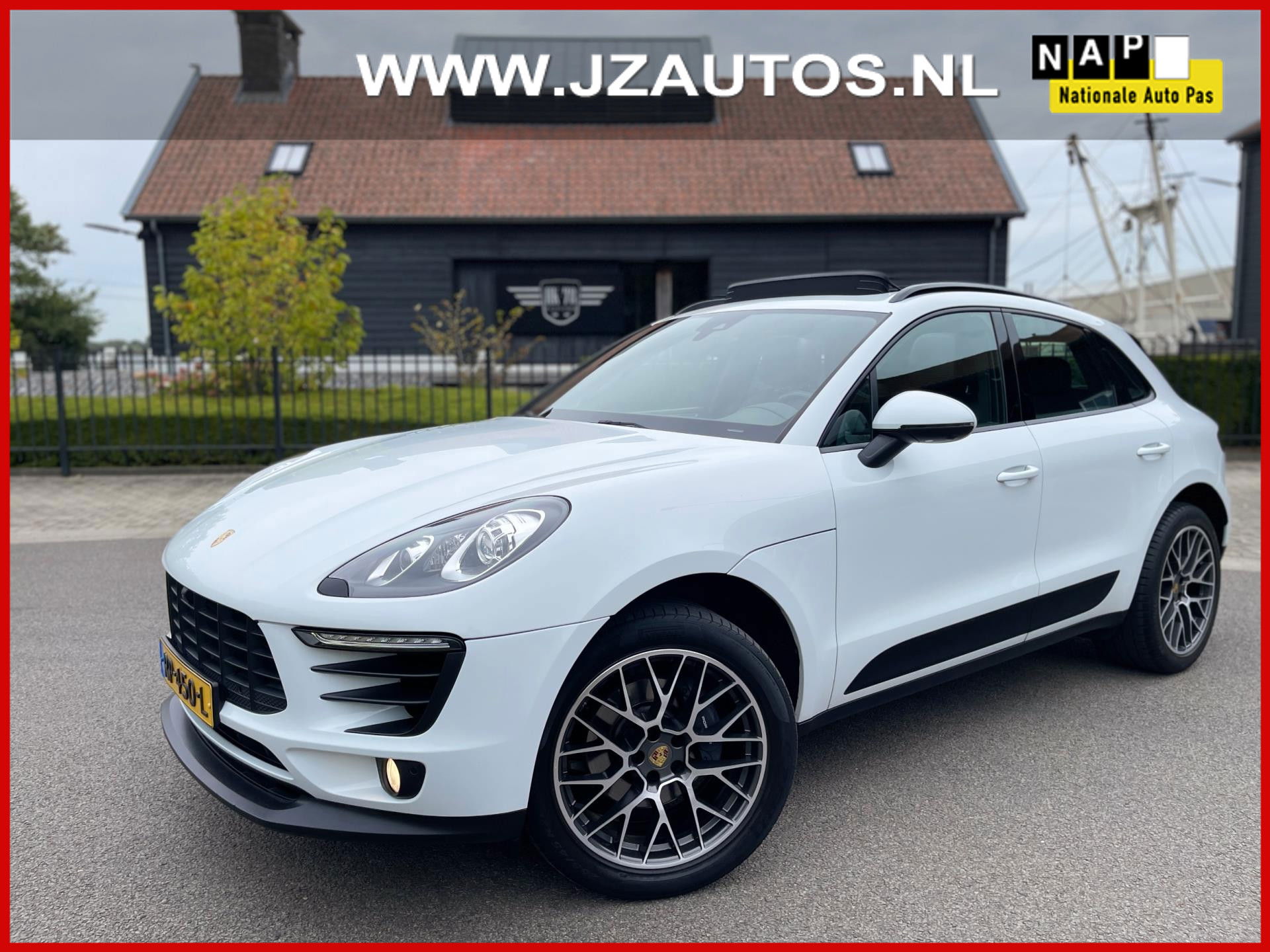 Porsche Macan 2.0 252PK Facelift /Panoramadak/Luchtvering/Led-Xenon/Camera/Electr-Trekhaak 1-Eigenaar Dealer-onderhouden