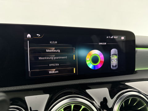 Mercedes-Benz A-Klasse 200 AMG | Pano | Sfeerverl. | Virtual | Burmester | Camera | Memory | Dodehoek | NAP
