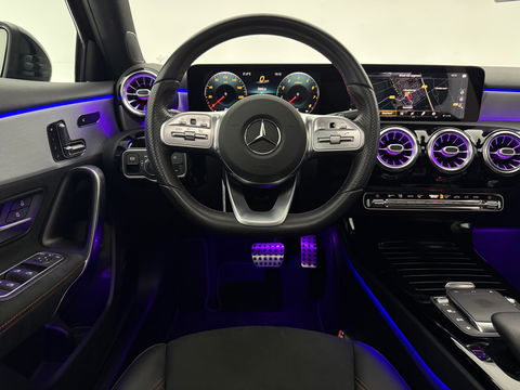 Mercedes-Benz A-Klasse 200 AMG | Pano | Sfeerverl. | Virtual | Burmester | Camera | Memory | Dodehoek | NAP