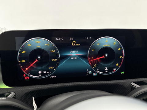 Mercedes-Benz A-Klasse 200 AMG | Pano | Sfeerverl. | Virtual | Burmester | Camera | Memory | Dodehoek | NAP