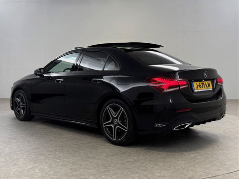 Mercedes-Benz A-Klasse 200 AMG | Pano | Sfeerverl. | Virtual | Burmester | Camera | Memory | Dodehoek | NAP