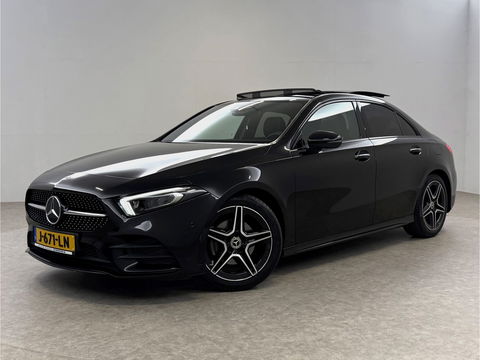 Mercedes-Benz A-Klasse 200 AMG | Pano | Sfeerverl. | Virtual | Burmester | Camera | Memory | Dodehoek | NAP
