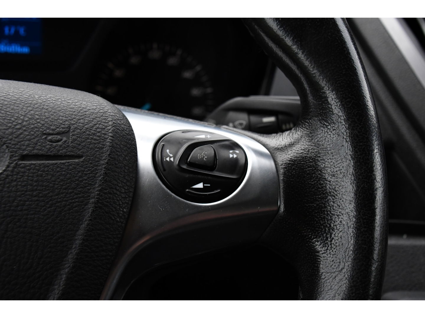 Ford Transit 2.0 TDCI L2H2 PB Edition Camera, Cruise, Carplay, Automaat, 130pk, Multimedia, Trekhaak, NAVI, Uniek!