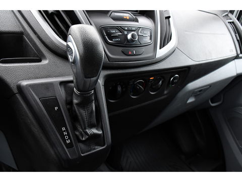 Ford Transit 2.0 TDCI L2H2 PB Edition Camera, Cruise, Carplay, Automaat, 130pk, Multimedia, Trekhaak, NAVI, Uniek!